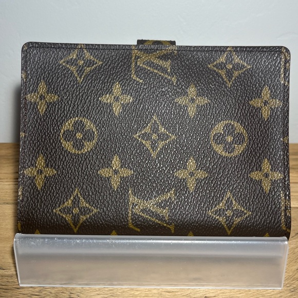 1998 Vintage Louis Vuitton Agenda Monogram Wallet; CA0948; made in Spain - Picture 11 of 13